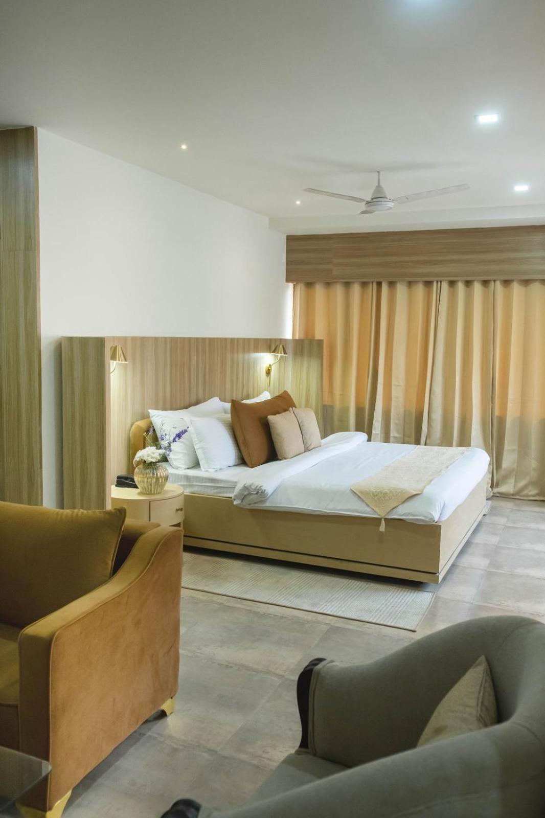 Hotel Lake Shilloi Dimāpur Exterior photo