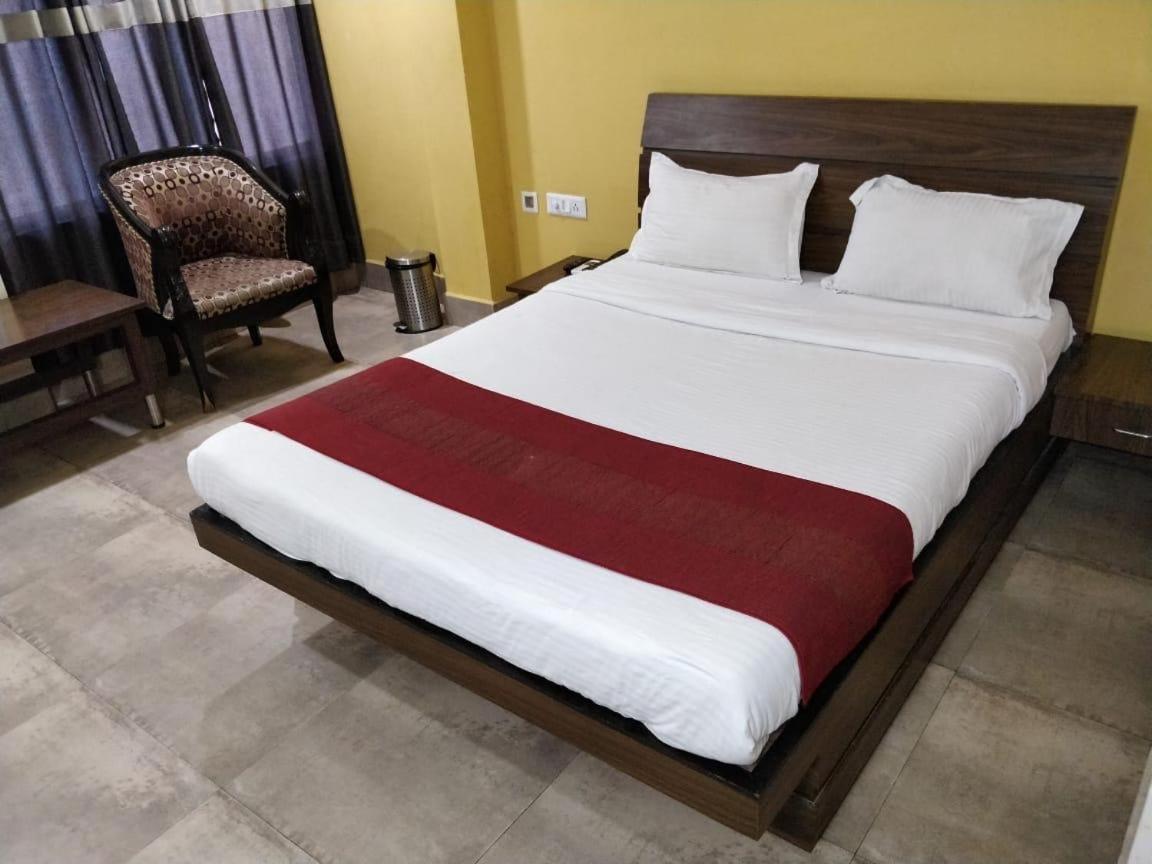 Hotel Lake Shilloi Dimāpur Exterior photo